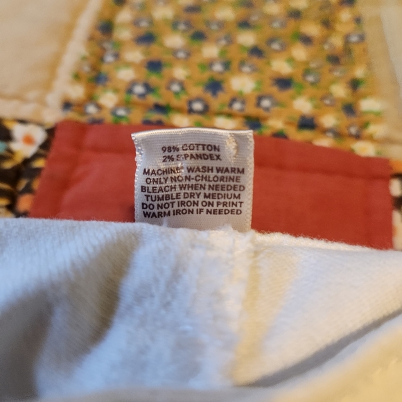 Ann Taylor Loft Crop Jeans - Picture 4 of 4